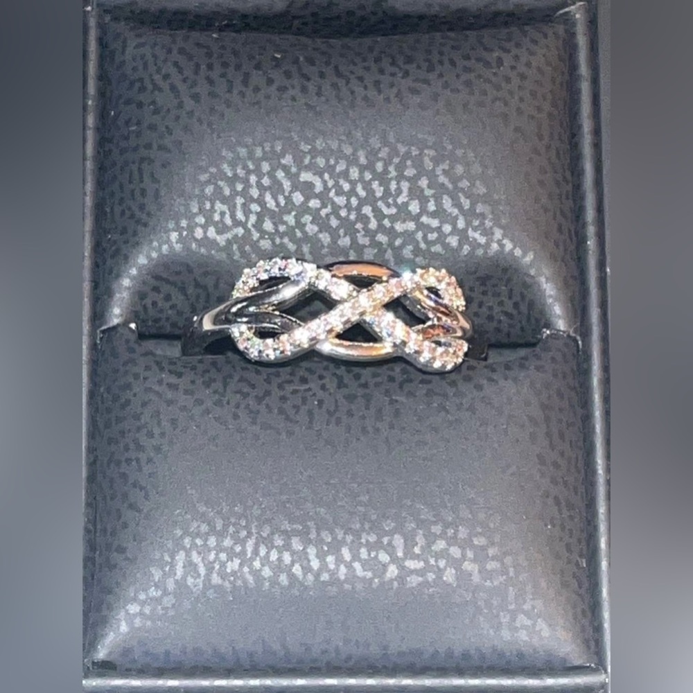 Silver Toned Ring